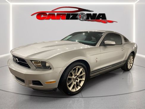 Used 2010 Ford Mustang Coupe image 7