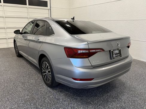 Used 2019 Volkswagen Jetta SEL FWD image 4