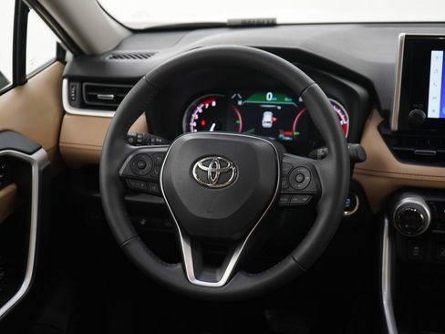Used 2025 Toyota RAV4 XLE Premium AWD/4WD image 14