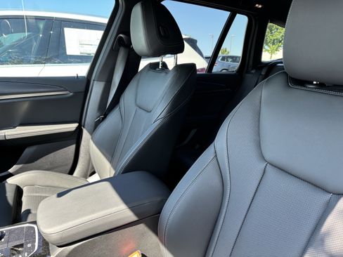 Used 2024 BMW X3 xDrive30i w/ Premium Package AWD/4WD image 16