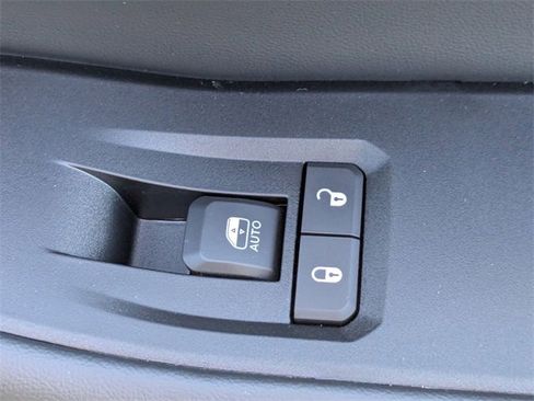 New 2025 Jeep Grand Cherokee L Altitude image 34