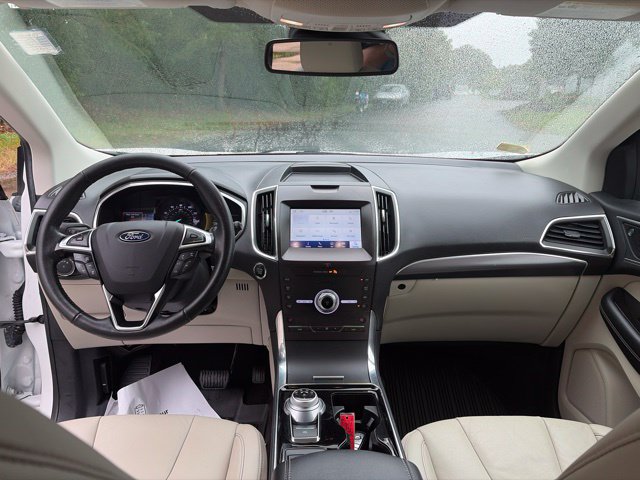 Used 2020 Ford Edge Titanium AWD/4WD image 18