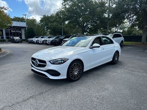 Used 2025 Mercedes-Benz C 300 Sedan image 8