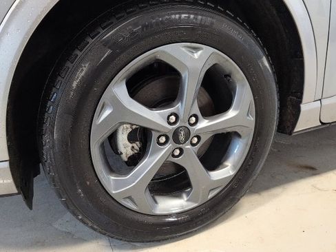 Used 2023 Ford Escape ST-Line image 9