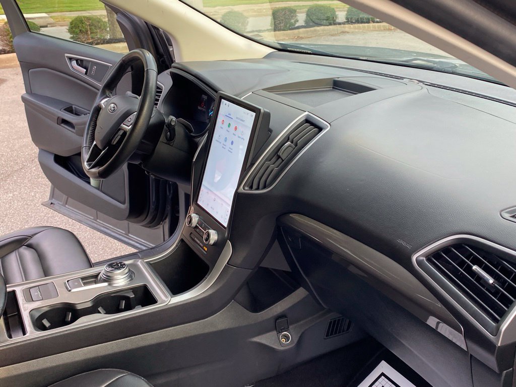 Used 2024 Ford Edge SEL AWD/4WD image 32
