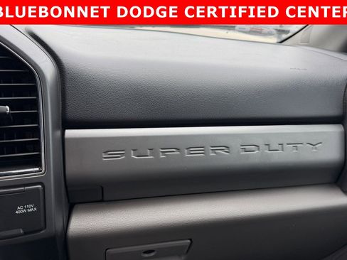 Used 2022 Ford F250 XLT w/ XLT Premium Package AWD/4WD image 7