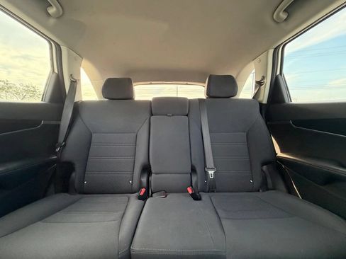 Used 2019 Kia Sorento FWD V6 w/ Option Group 020 image 22