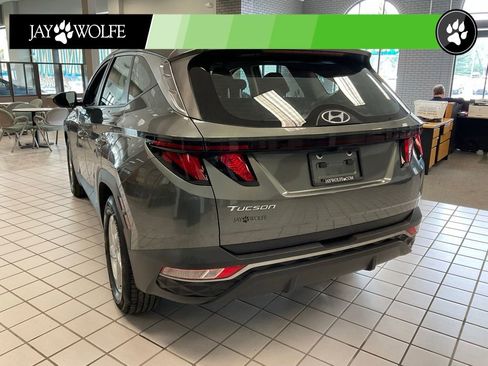 Used 2023 Hyundai Tucson SE FWD image 5