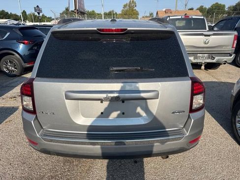 Used 2017 Jeep Compass High Altitude AWD/4WD image 5