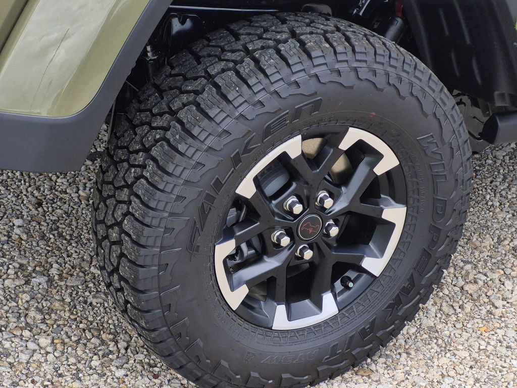New 2026 Jeep Gladiator Rubicon AWD/4WD image 10