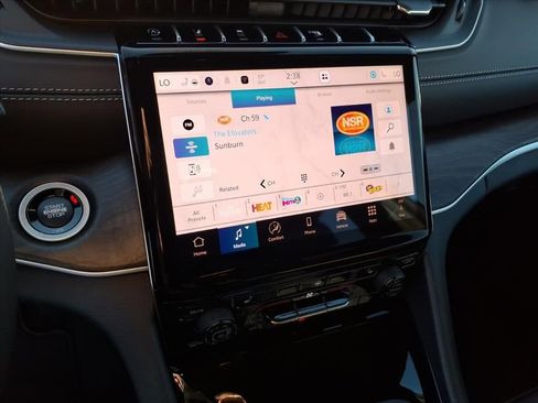 New 2025 Jeep Grand Cherokee L Limited image 23