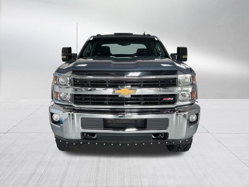 Used 2015 Chevrolet Silverado 2500 LT w/ LT Convenience Package AWD/4WD image 2