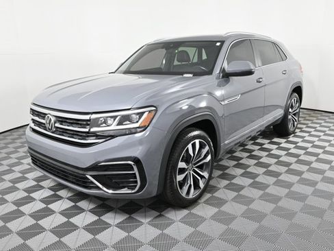 Used 2020 Volkswagen Atlas Cross Sport SEL R-Line image 2