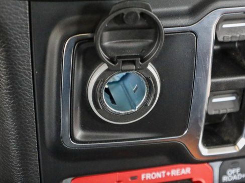 Used 2021 Jeep Wrangler Unlimited Rubicon image 21