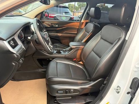 Certified 2023 GMC Acadia SLT w/ Elevation Edition AWD/4WD image 12