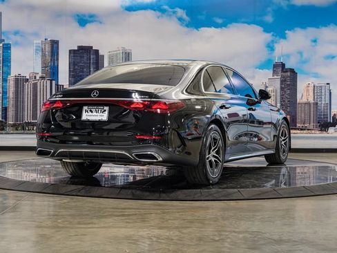 Used 2025 Mercedes-Benz E 450 4MATIC Sedan image 8