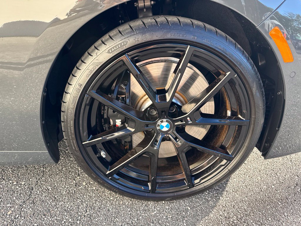 Used 2025 BMW M850i xDrive AWD/4WD image 9