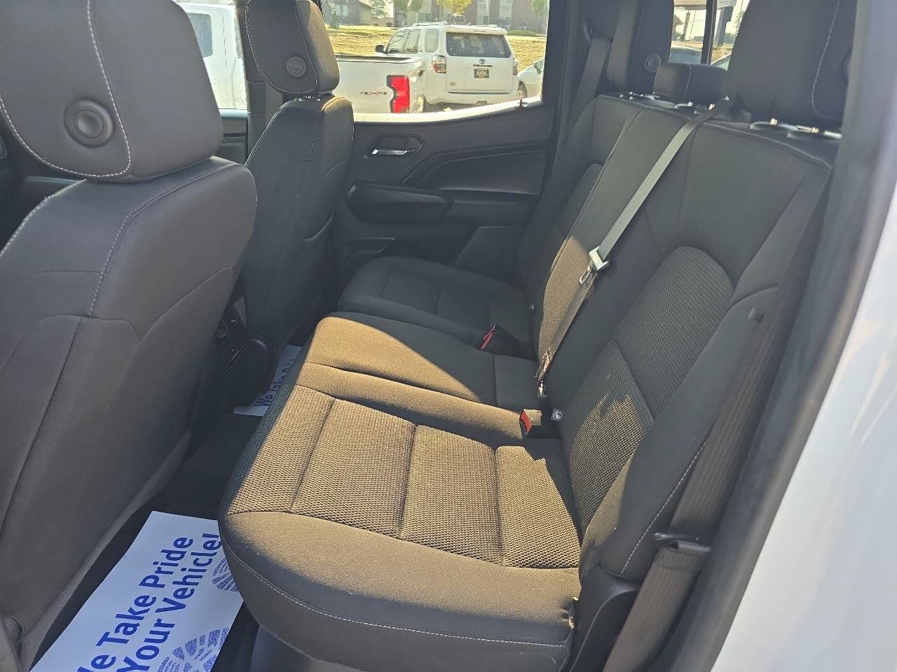 Used 2023 Chevrolet Colorado LT w/ LT Convenience Package II AWD/4WD image 10