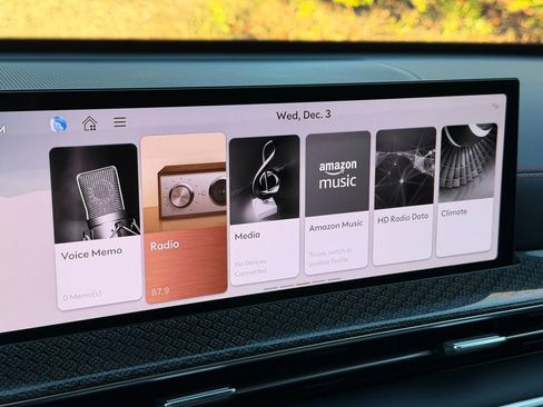 Used 2025 Genesis GV80 3.5T e-SC image 18