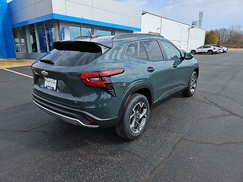New 2026 Chevrolet Trax LT w/ Driver Confidence Package image 3