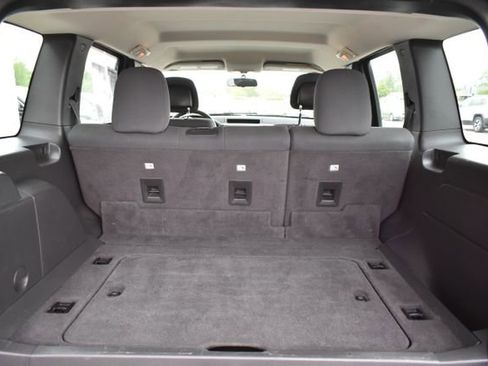 Used 2011 Jeep Liberty Sport AWD/4WD image 31