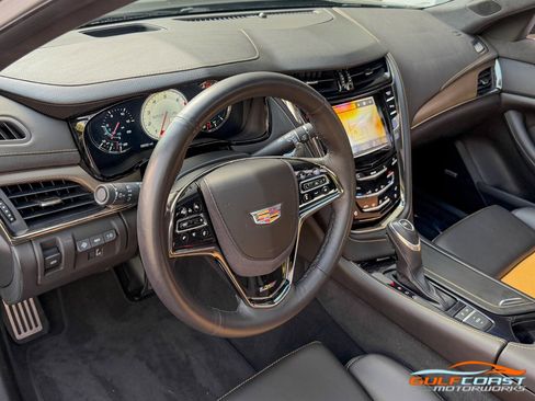 Used 2019 Cadillac CTS V w/ Luxury Package image 30