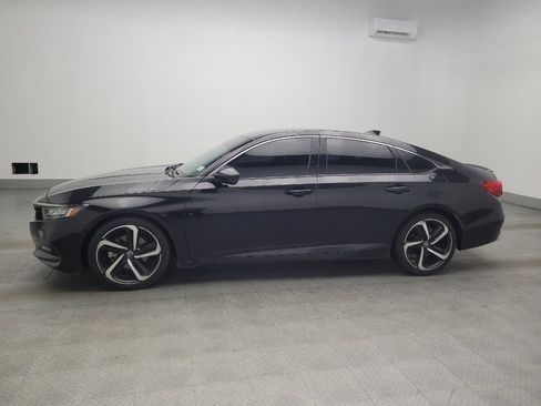 Used 2018 Honda Accord Sport image 2