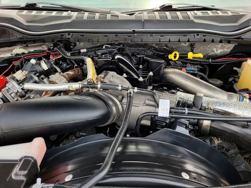 Used 2017 Ford F250 Lariat w/ Lariat Value Package image 15