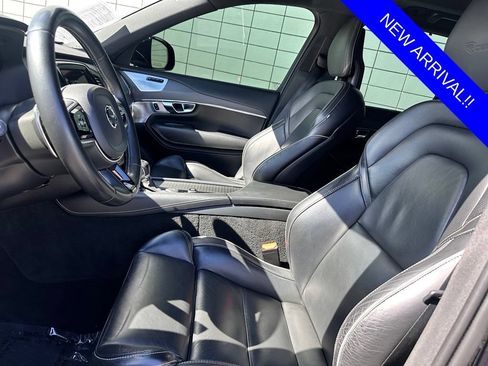Used 2020 Volvo XC90 T6 R-Design AWD/4WD image 15