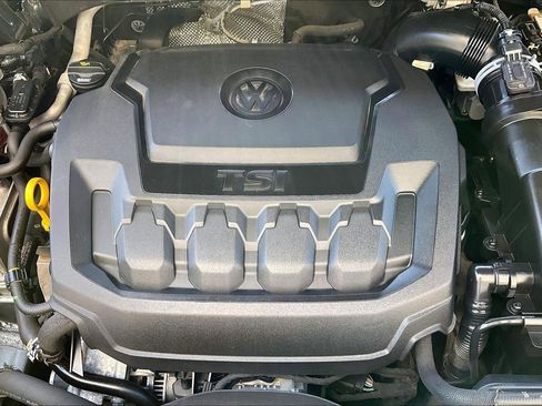 Used 2019 Volkswagen Tiguan S w/ Driver Assistance Package FWD image 31