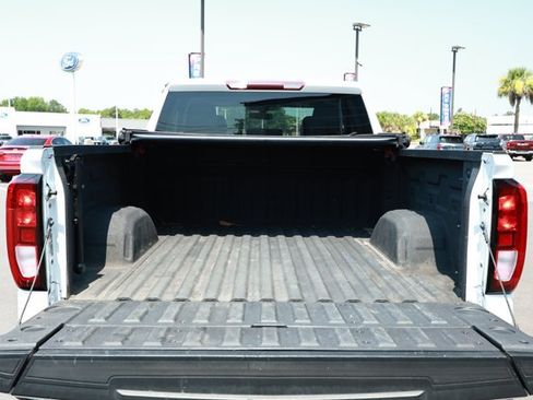 Used 2022 GMC Sierra 1500 Elevation AWD/4WD image 9