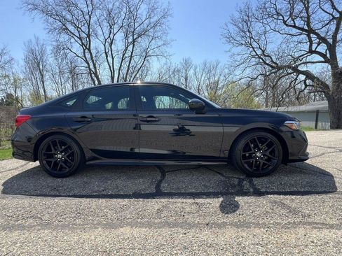 Used 2022 Honda Civic Sport image 5