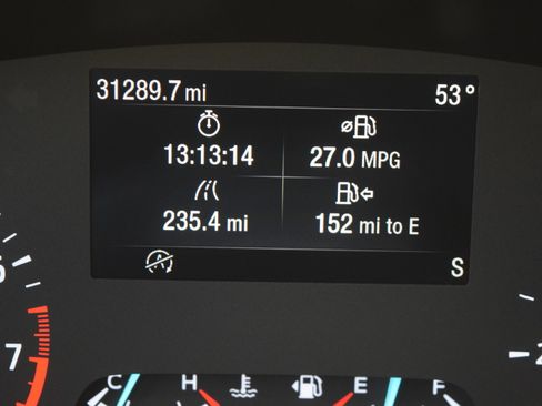 Used 2022 Ford Escape SE w/ Cold Weather Package image 11