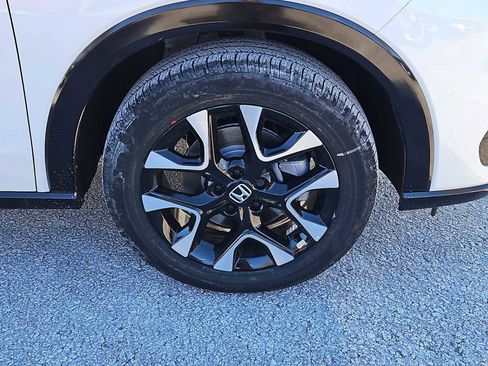 New 2026 Honda HR-V EX-L image 4