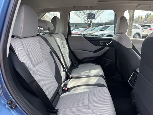 Used 2023 Subaru Forester Premium image 27