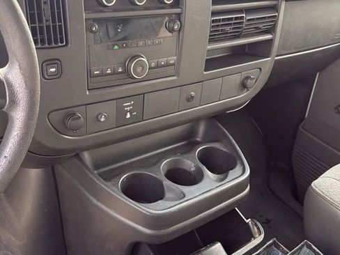 Used 2013 Chevrolet Express 2500 image 5