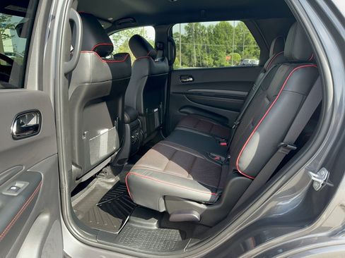 Used 2025 Dodge Durango GT w/ Blacktop Package RWD image 10