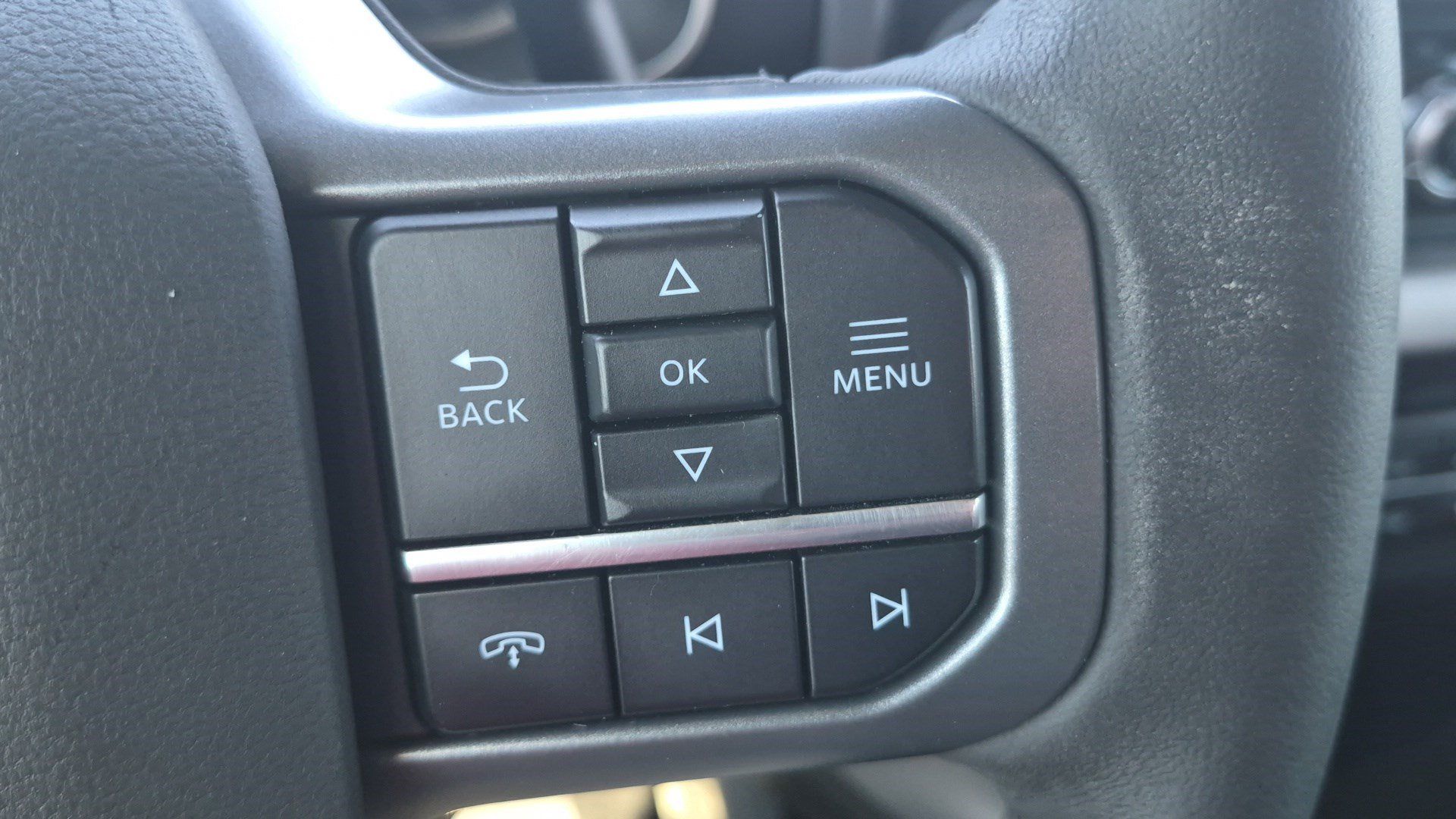 Used 2022 Ford F150 XLT w/ Equipment Group 301A Mid AWD/4WD image 17