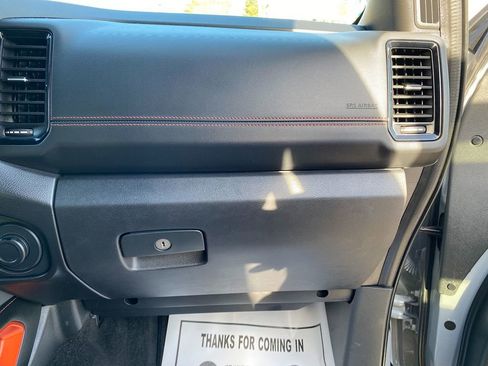 Used 2023 Nissan Frontier PRO-4X w/ Technology Package image 27