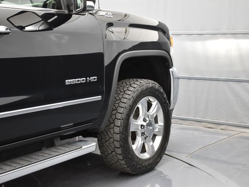 Used 2017 GMC Sierra 2500 SLT image 44