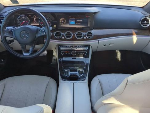 Used 2017 Mercedes-Benz E 300 4MATIC image 14