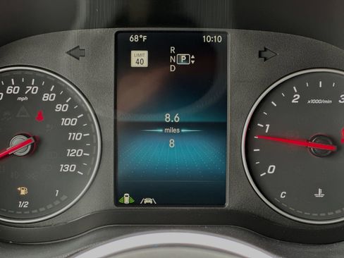 Used 2024 Mercedes-Benz Sprinter 2500 image 30