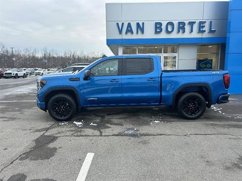 Certified 2022 GMC Sierra 1500 Elevation image 2