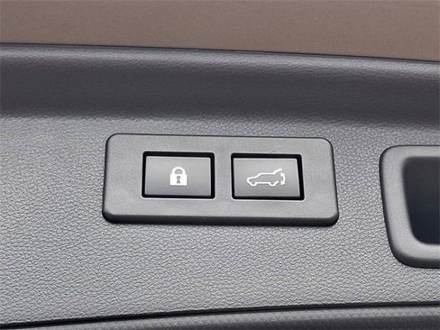 Certified 2024 Subaru Forester Touring w/ Pop Package 2 image 33