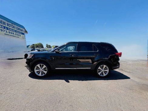 Used 2018 Ford Explorer Limited AWD/4WD image 6