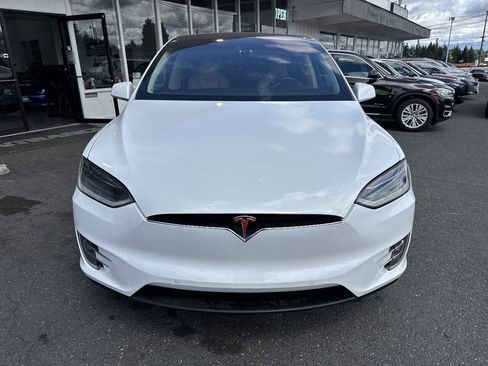 Used 2016 Tesla Model X Performance AWD/4WD image 12