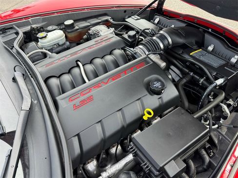 Used 2005 Chevrolet Corvette Coupe w/ Preferred Equipment Group image 21