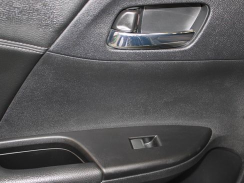 Used 2015 Honda Accord Sport image 47