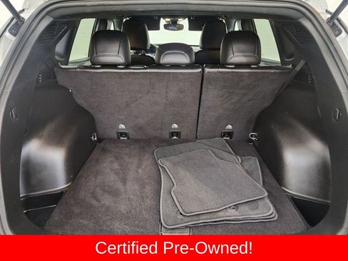 Certified 2024 Jeep Compass Latitude image 28