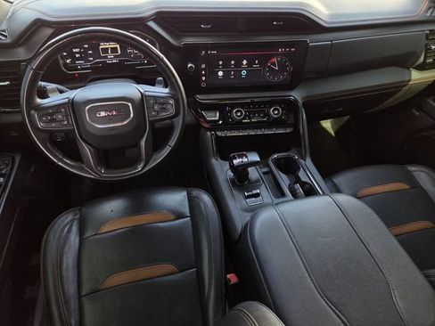 Used 2023 GMC Sierra 1500 AT4 w/ AT4 Premium Package AWD/4WD image 13